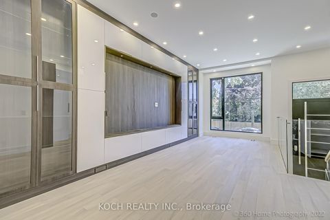 Photo 22 at 184 Falkirk Street, Nortown, Toronto