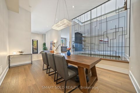Photo 20 at 588 Conacher Drive, Newtonbrook East, Toronto
