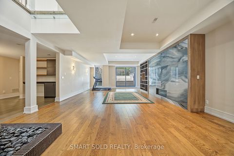 Photo 40 at 588 Conacher Drive, Newtonbrook East, Toronto