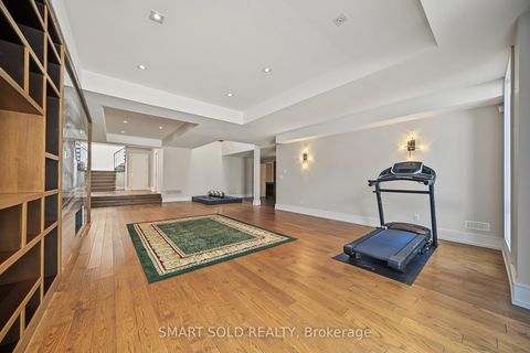 Photo 41 at 588 Conacher Drive, Newtonbrook East, Toronto