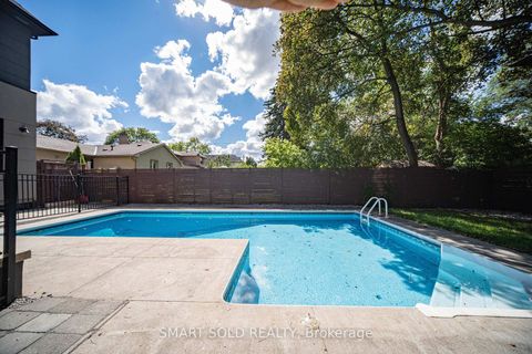 Photo 45 at 588 Conacher Drive, Newtonbrook East, Toronto