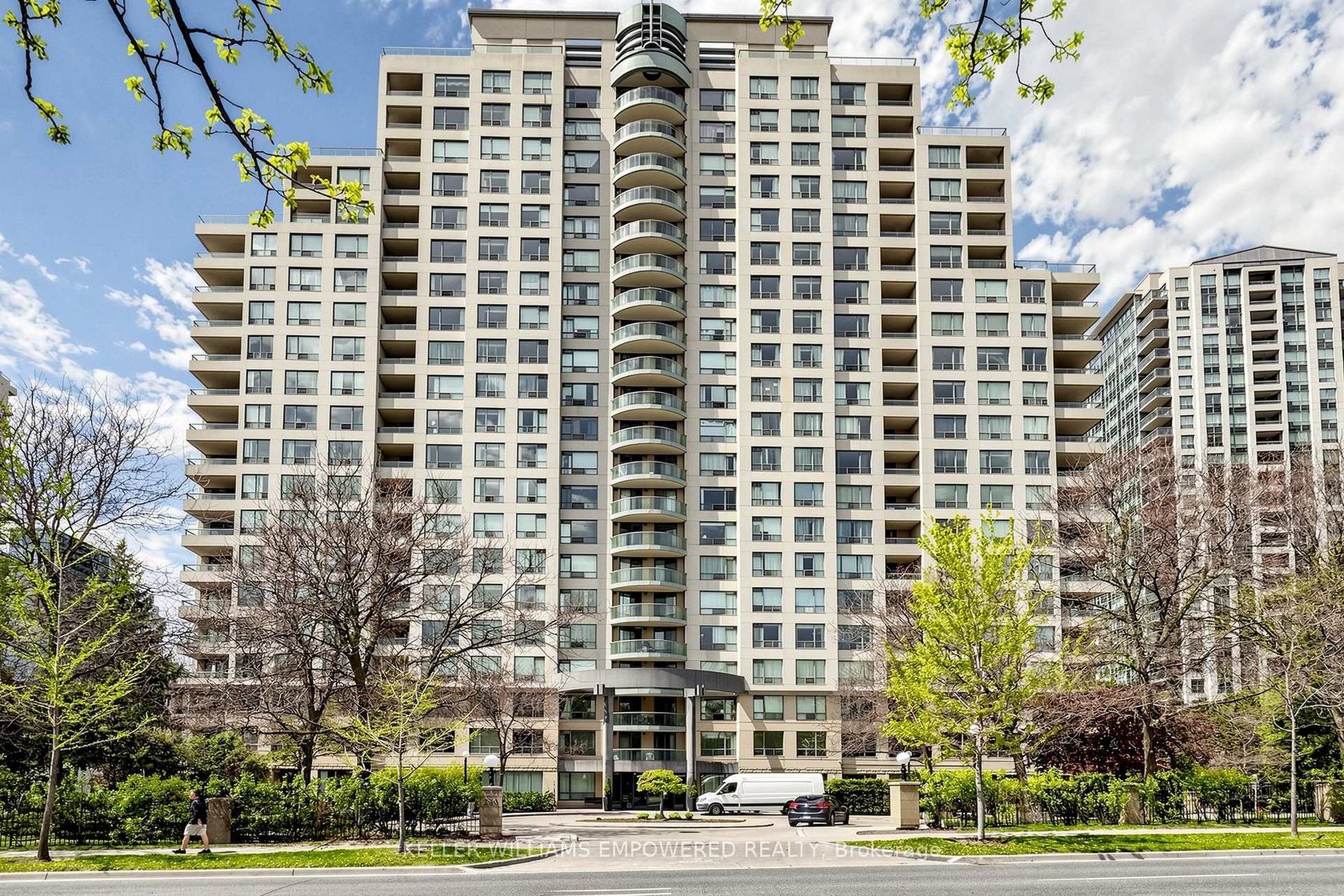 1511 - 238 Doris Avenue, Newtonbrook East, Toronto 