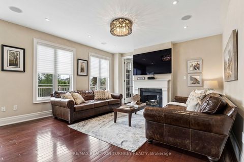 Photo 14 at 76 Vines Place, Bayview Southeast, Aurora