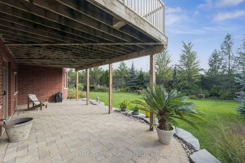 Photo 34 at 76 Vines Place, Bayview Southeast, Aurora