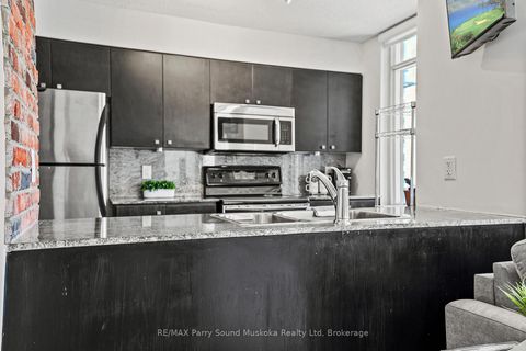 Photo 8 at 11 Brunel Court, Waterfront Communities C1, Toronto