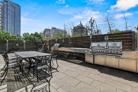 Photo 26 at 11 Brunel Court, Waterfront Communities C1, Toronto