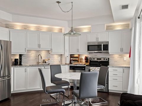 Photo 8 at 309 - 15450 Yonge Street, Aurora Heights, Aurora