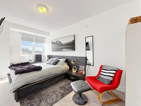 Photo 11 at 309 - 15450 Yonge Street, Aurora Heights, Aurora