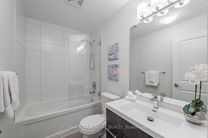 Photo 15 at 18 - 780 Sheppard Avenue E, Bayview Village, Toronto