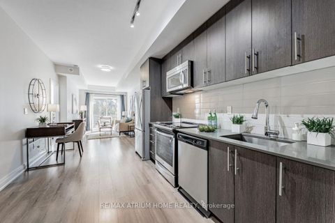 Photo 1 at 18 - 780 Sheppard Avenue E, Bayview Village, Toronto