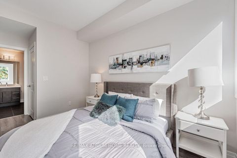 Photo 10 at 18 - 780 Sheppard Avenue E, Bayview Village, Toronto