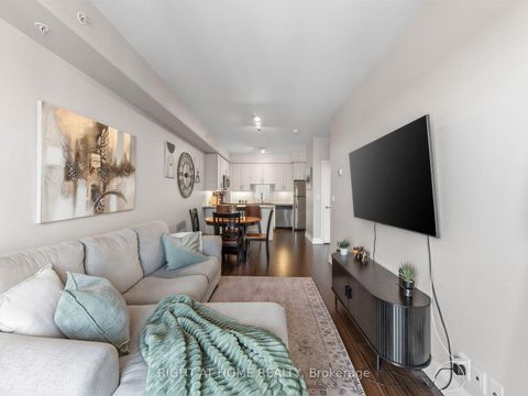 Photo 5 at 808 - 24 Woodstream Boulevard, Vaughan Grove, Vaughan