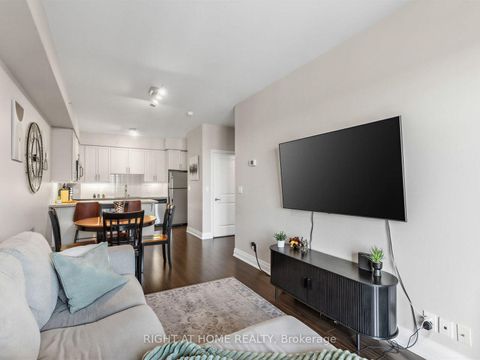 Photo 6 at 808 - 24 Woodstream Boulevard, Vaughan Grove, Vaughan