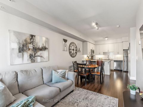 Photo 7 at 808 - 24 Woodstream Boulevard, Vaughan Grove, Vaughan