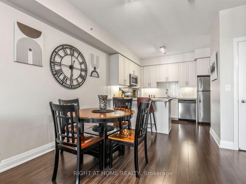 Photo 8 at 808 - 24 Woodstream Boulevard, Vaughan Grove, Vaughan