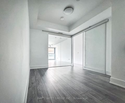 Photo 3 at 403 - 403 Church Street, Yonge Corridor, Toronto