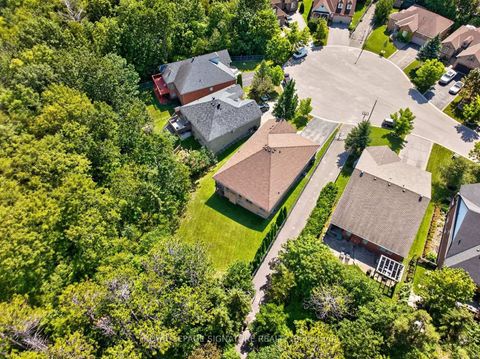 Photo 48 at 10 Purt Court, Bayshore, Barrie