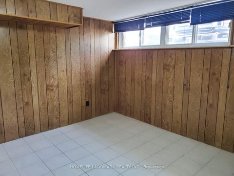 Photo 13 at 17 Maralim Road, Crosby, Richmond Hill
