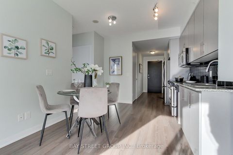 Photo 6 at 1212 - 60 Berwick Avenue, Eglinton, Toronto