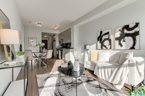 Photo 11 at 1212 - 60 Berwick Avenue, Eglinton, Toronto