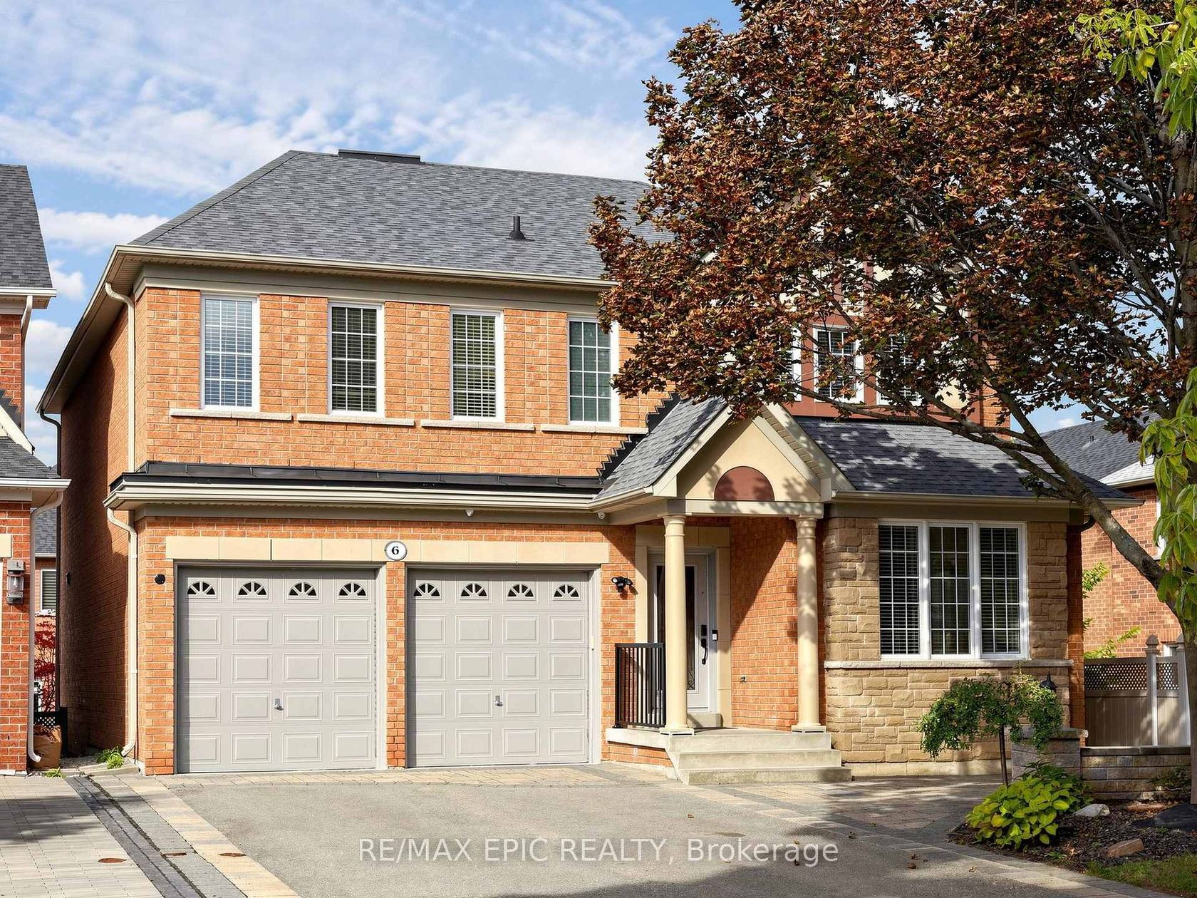 6 Malta Court, Jefferson, Richmond Hill photo number 2