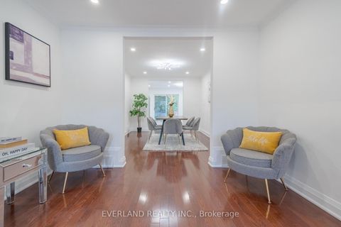 Photo 8 at 351 Lawrence Avenue W, Nortown, Toronto