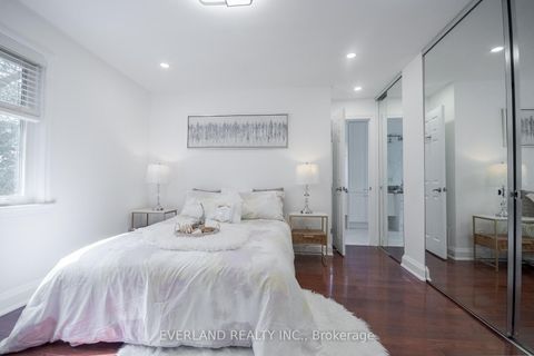Photo 16 at 351 Lawrence Avenue W, Nortown, Toronto