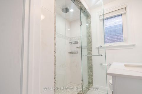 Photo 23 at 351 Lawrence Avenue W, Nortown, Toronto