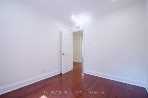 Photo 25 at 351 Lawrence Avenue W, Nortown, Toronto