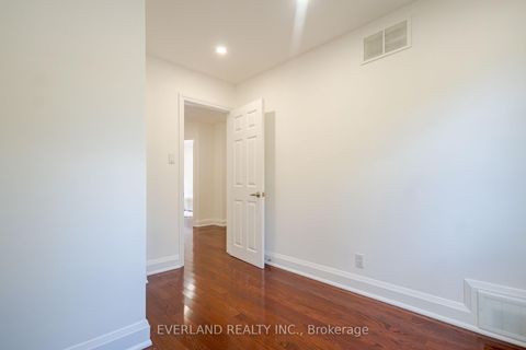 Photo 30 at 351 Lawrence Avenue W, Nortown, Toronto