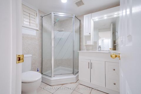Photo 37 at 351 Lawrence Avenue W, Nortown, Toronto