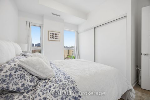 Photo 17 at 404 - 25 neighbourhood Lane, Queensway, Toronto