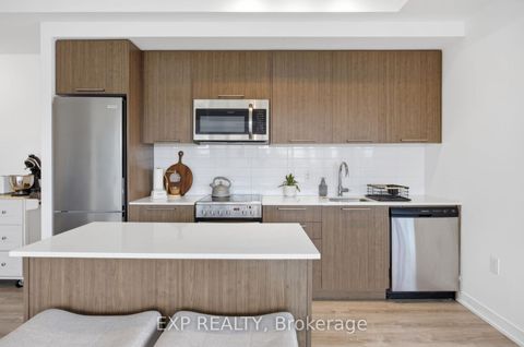 Photo 29 at 404 - 25 neighbourhood Lane, Queensway, Toronto