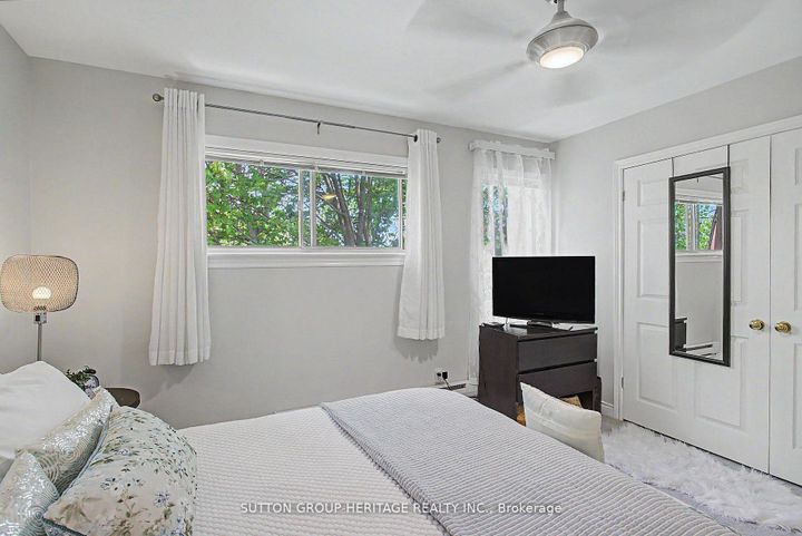 Photo 6 at 124 Wales Avenue, Old Markham Village, Markham