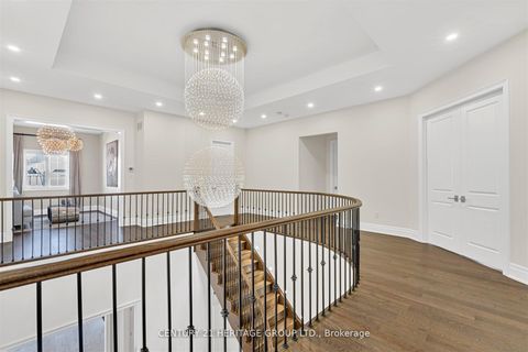 Photo 32 at 43 Sir Henry Court, King City, King