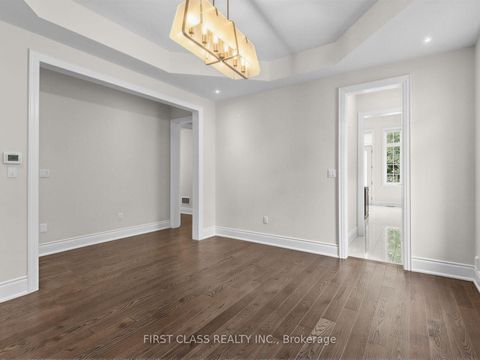 Photo 10 at 16 Macdonald Court, Oak Ridges Lake Wilcox, Richmond Hill