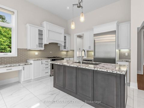 Photo 15 at 16 Macdonald Court, Oak Ridges Lake Wilcox, Richmond Hill