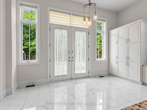 Photo 17 at 16 Macdonald Court, Oak Ridges Lake Wilcox, Richmond Hill