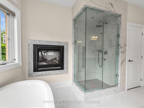 Photo 31 at 16 Macdonald Court, Oak Ridges Lake Wilcox, Richmond Hill