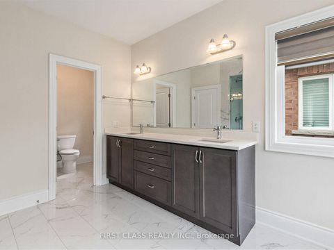 Photo 32 at 16 Macdonald Court, Oak Ridges Lake Wilcox, Richmond Hill