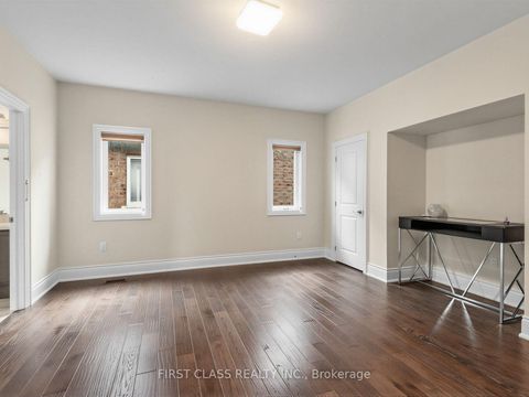 Photo 33 at 16 Macdonald Court, Oak Ridges Lake Wilcox, Richmond Hill