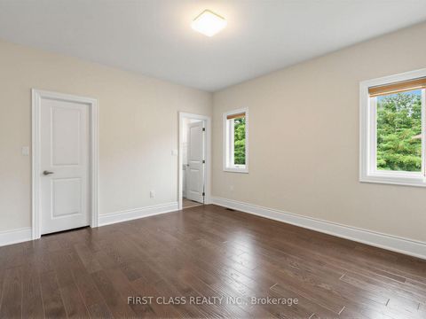 Photo 36 at 16 Macdonald Court, Oak Ridges Lake Wilcox, Richmond Hill