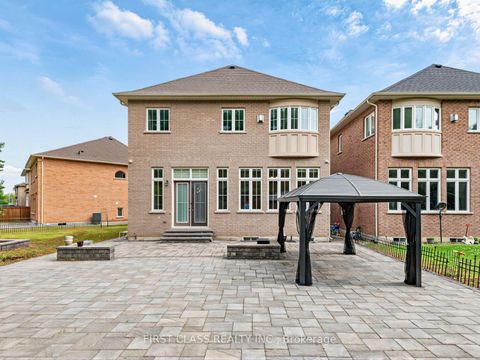 Photo 48 at 16 Macdonald Court, Oak Ridges Lake Wilcox, Richmond Hill