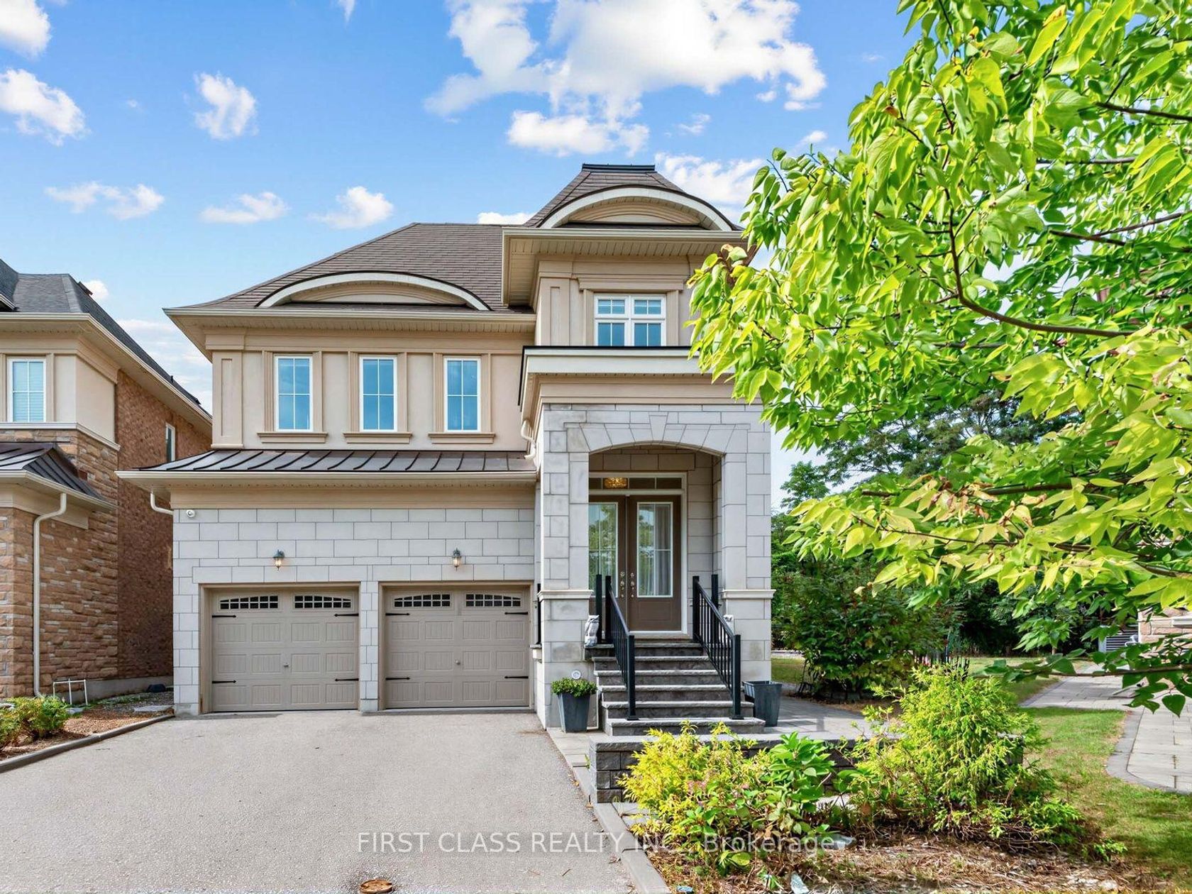 16 Macdonald Court, Oak Ridges Lake Wilcox, Richmond Hill photo number 2