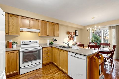 Photo 5 at 260 Flagstone Way, Woodland Hill, Newmarket