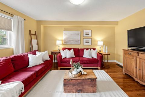 Photo 11 at 260 Flagstone Way, Woodland Hill, Newmarket