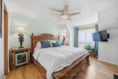 Photo 17 at 26 Abraham Welsh Road, Pelmo Park W5, Toronto