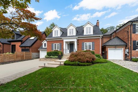 Photo 2 at 174 Ridley Boulevard, Nortown, Toronto