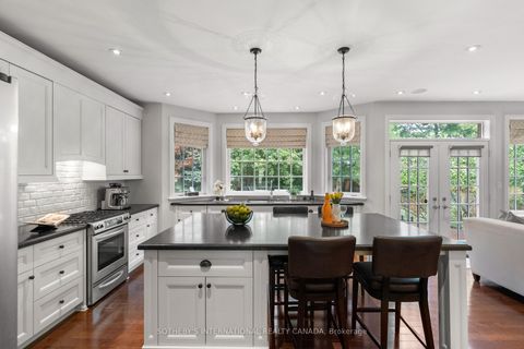 Photo 6 at 174 Ridley Boulevard, Nortown, Toronto