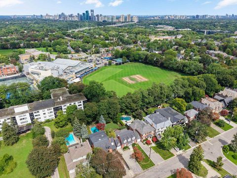 Photo 46 at 174 Ridley Boulevard, Nortown, Toronto